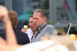 Jos Verstappen onthult dé reden dat zoon Max bij Red Bull blijft