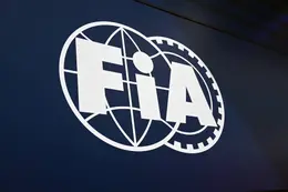 FIA verwijst coureur naar pitstraat in aanloop naar GP Spanje