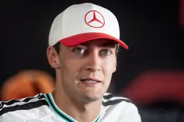 Mercedes-topman dreigt George Russell een verbod op te leggen