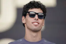 Gabriel Bortoleto trekt broek uit tijdens F1-show in Texas