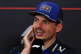 Max Verstappen krijgt uitnodiging om Formule 1 te verlaten
