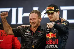 Horner onthult zijn opvallende actie tijdens dramatische seizoensfinale tussen Verstappen en Hamilton