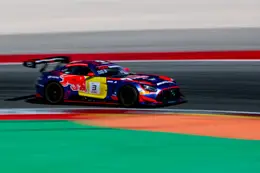 Max Verstappen betrokken bij incident tijdens eerste vrije training op Portimão