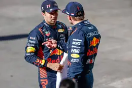 Verstappen deelt pijnlijke sneer uit aan Pérez: 'Ik heb laten zien dat je een kampioenschap kunt winnen met één coureur'