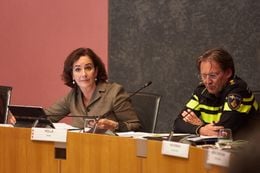 Fans van Italiaanse voetbalclub doen aangifte tegen burgemeester Femke Halsema