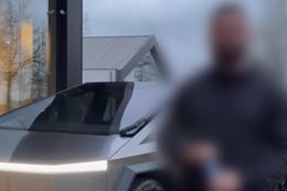 Nederlandse artiest betaalt gigantisch bedrag en is eerste Nederlander met Tesla Cybertruck (VIDEO)