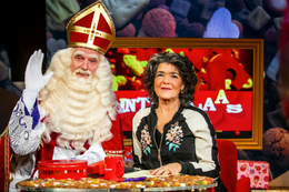 'Dieuwertje Blok kon Sinterklaasjournaal niet presenteren vanwege ernstige ziekte: amputatie van neus'