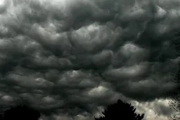 Code geel: Onweer en hagel verwacht in deze Nederlandse steden
