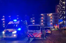 Moeder (42) gooit zoontje (5) van balkon bij tragisch incident