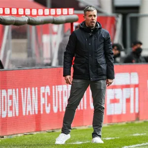 Gaat uitgerekend FC Twente René Hake de genadeklap uitdelen?