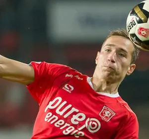 Basisplek lonkt voor Trajkovski in uitwedstrijd tegen Ajax