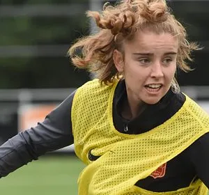 FC Twente speelster maakt debuut in Oranje tijdens winstduel tegen Oostenrijk