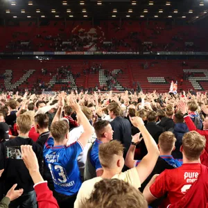 Hoogstoevenbeld voorzichtig: "We gaan niet boven onze stand leven"