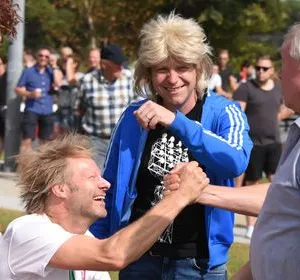 Degradatieshow wordt geoliede chaos: "cynische grappen, relativering en dramatiek"