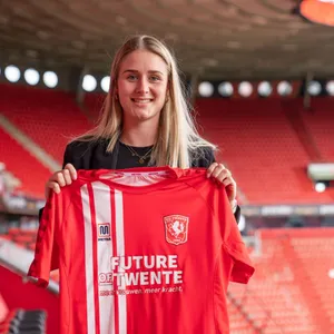 DONE DEAL: Verdediger Everaerts tekent meerjarig contract bij FC Twente (v)