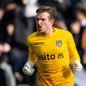 Heracles-doelman Brouwer wijst transfer naar FC Twente bij voorbaat af