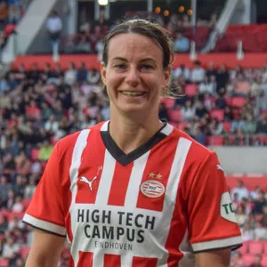 FC Twente (v) kent tegenstander bekerfinale: Jansen en Kalma schieten PSV langs Feyenoord