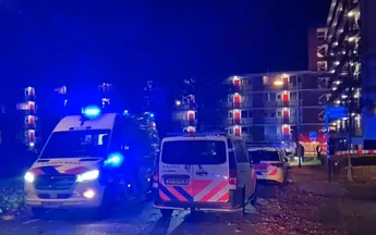 Moeder (42) gooit zoontje (5) van balkon bij tragisch incident