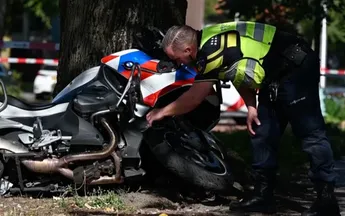 Tilburger (72) onder invloed van drugs rijdt motoragent aan
