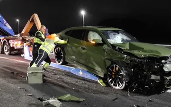 Voormalig voetballer Nederlands elftal betrokken bij heftig auto ongeluk met Lamborghini