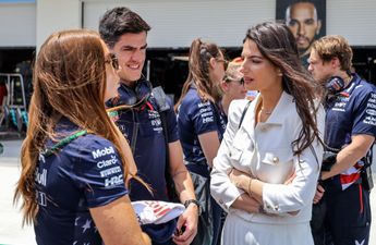In beeld: Kelly Piquet deelt nieuwe beelden van bijna-crash tussen Max Verstappen en Sergio Pérez
