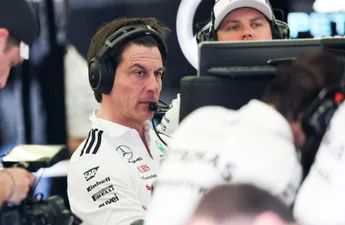 Toto Wolff baart opzien met opvallende opdracht aan Kimi Antonelli: 'Elimineer de klassementsleider'