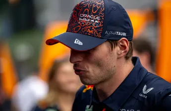Red Bull-insider komt met cryptische reactie na geruchten over Mercedes-transfer Max Verstappen
