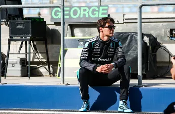 Explosieve oproep van Russell aan FIA: 'Vermogen van Red Bull verminderen'