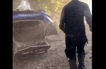 Video: de enorme crash van Jos Verstappen gefilmd vanuit het publiek