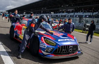 Teamgenoot van Max Verstappen doet bijzondere uitspraak: 'Maar hij is...'