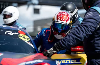 'Red Bull moet Max Verstappen verbannen van Nordschleife'