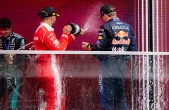 Max Verstappen en Lewis Hamilton spannen samen tegen de Formule 1