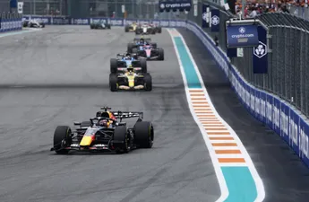 Schokkend plan uitgelekt: 'Formule 1 wil Red Bull dwingen om F1-team te verkopen'