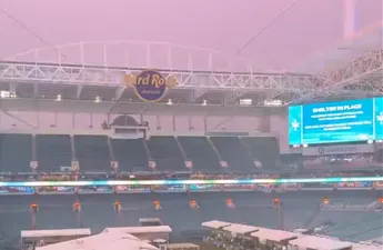 Video: het bizarre noodweer op het circuit in Miami