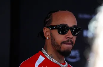 Multimiljonair Lewis Hamilton wil geld van anderen afpakken: 'Het zou niet mogen dat iemand zoveel bezit'