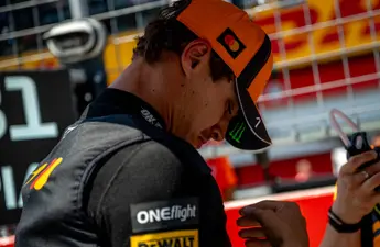Nachtmerrie voor Lando Norris: coureur krijgt zware straf in aanloop naar GP België