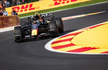 Max Verstappen hoort oordeel van FIA na incident tijdens derde vrije training