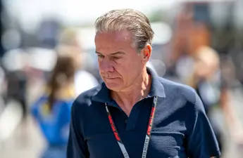 Max Verstappens-manager Raymond Vermeulen voor topoverleg op het Red Bull-hoofdkantoor
