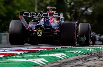 Max Verstappen doet per ongeluk grote onthulling over F1-kalender