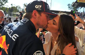 Max Verstappen steunt emotioneel bericht van Kelly Piquet: 'Verjaardagen zouden puur en alleen vrolijk moeten zijn, maar...'