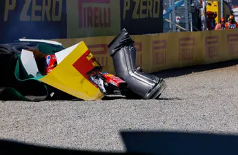 GP Spanje mogelijk nu al verpest voor Ferrari door zware crash van Charles Leclerc