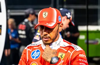 Voormalig F1-teambaas doet boekje open over geniepige praktijken van Lewis Hamilton: 'Hij verstopte zijn...'