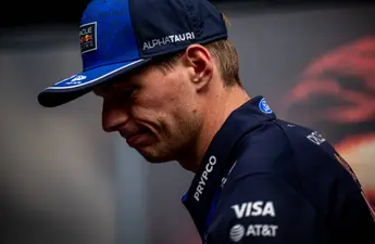 Max Verstappen is er helemaal klaar mee en wijst op oneerlijk voordeel voor Isack Hadjar