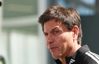 Toto Wolff is terug op de grid en komt direct met zéér slecht nieuws voor Max Verstappen