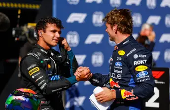 Lando Norris steunt Max Verstappen en haalt hard uit naar de FIA