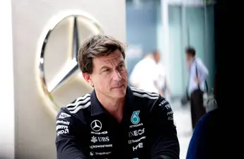 Toto Wolff onthult dat hij vervangen gaat worden als Mercedes-baas