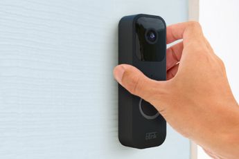 AW Poll: 33 procent van de lezers filmt met slimme cameradeurbel de openbare weg