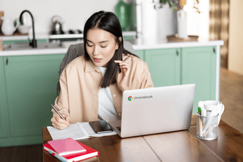 Zo vind je makkelijk de sneltoetsen van je Chromebook