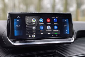 Deze nieuwe dingen maken autorijden met Android straks veel beter