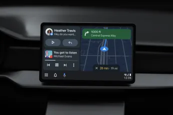 Google rolt Android Auto 8.0 bèta uit, helaas zonder 'Coolwalk'